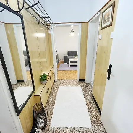 Apartament Holiday Home *