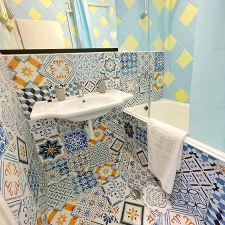 Apartament Holiday Home *