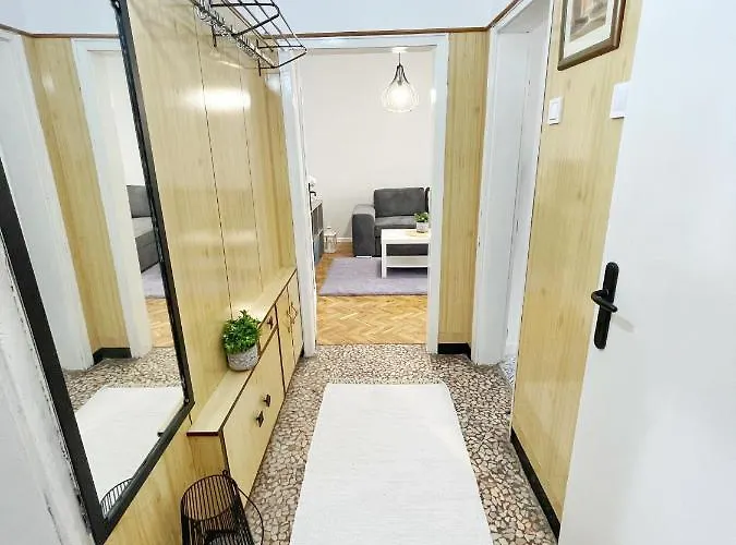 Lägenhet Holiday Home *