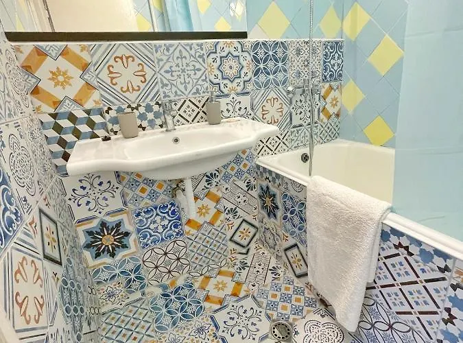 Apartman Holiday Home *