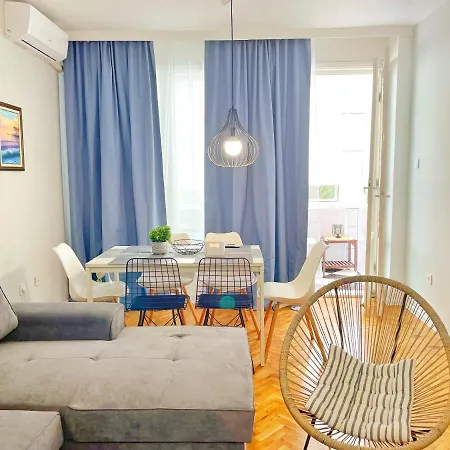 Appartement Holiday Home Burgas Stad